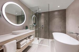 Crowne Plaza Hawkesbury Valley, an IHG Hotel - Accessibility and Policies