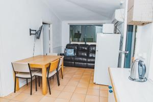 Dongara Hotel Motel - Check-in and Check-out
