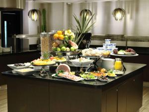 DoubleTree by Hilton London – West End - Proximity to Attractions