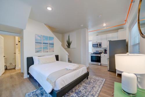 DreamStay on Clay - Location and Accessibility