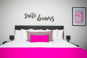 East Perth Suites Hotel - Checking In and Out