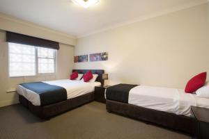 Enfield Hotel - On-site Amenities
