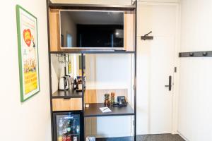 Eyre Hotel - Guest Experience and Satisfaction