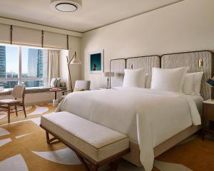 Four Seasons Hotel Miami - Recreational Facilities