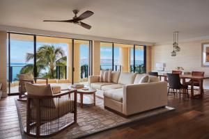 Four Seasons Resort Maui at Wailea - Exceptional Guest Service and Ratings