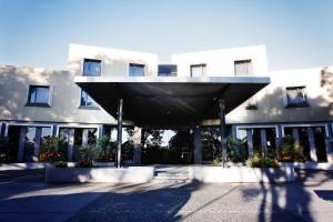 Golden Pebble Hotel - Dining Options