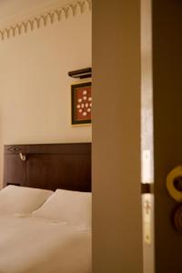 Grand Hotel Bellevue London - Facilities and Amenities