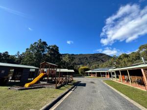 Halls Gap Log Cabins - Guest Reviews and Ratings