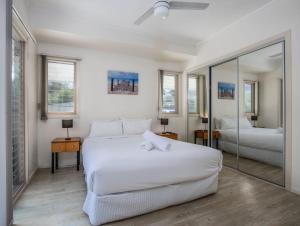 Hastings Cove Holiday Apartments - Booking Information
