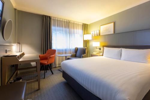 Holiday Inn London - Regents Park, an IHG Hotel - Child and Pet Policies