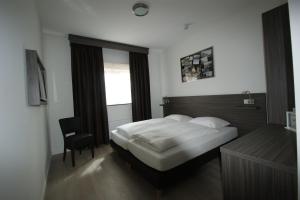 Hotel De Keizerskroon Amsterdam-Schiphol-Halfweg - Guest Reviews and Ratings