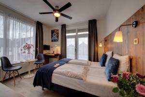 Hotel De Kroon - Accessibility and Policies
