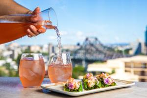 Hotel X Brisbane Fortitude Vly, Vignette Collection, an IHG Hotel - Convenient Location