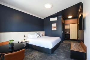 HotelMOTEL Adelaide - Guest Ratings and Feedback