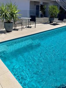 Ibis Styles Broken Hill - Policies and Fees