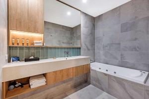 Ingot Hotel Perth, Ascend Hotel Collection - Convenient Amenities and Facilities