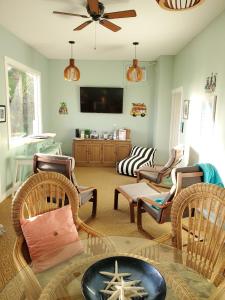 Island View Cottages Sebastian - On-Site Facilities