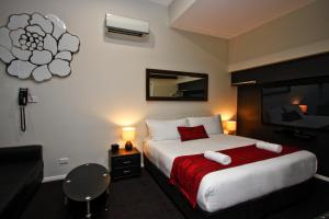 Jesmond Executive Villas - Check-in and Check-out