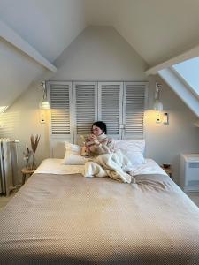 Julia's House - Check-in and Check-out