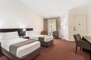 Karratha International Hotel - Dining and Bars