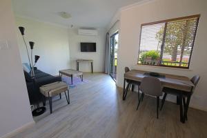 Lakeview Apartments - Smoking and Pets