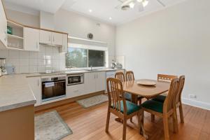 Lambert Estate Retreat - Nearby Attractions