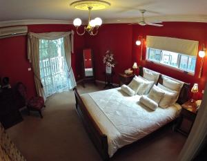 Lanterns Retreats - Superb Guest Experiences