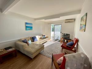 Leisure-Lee Holiday Apartments - Check-in and Check-out