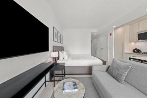 Level Chicago - Fulton Market - Guest Reviews and Ratings