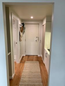 Lorne Studio Apartment - Entertainment Options