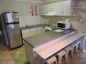 Main Beach Apartments - Popular Amenities