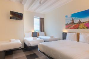 Maxhotel Amsterdam Airport Schiphol - Special Requests and Additional Charges
