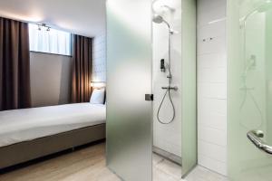 Melrose Hotel - Policies and Requirements
