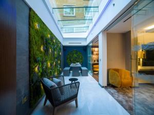 Middle Eight - Covent Garden - Preferred Hotels and Resorts - Cleanliness and Comfort