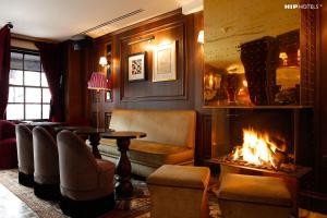 Mimis Hotel Soho - Common Questions