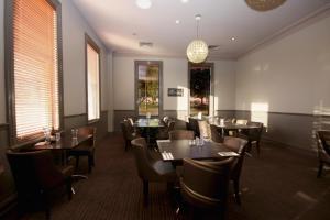 Mitchell River Tavern - Guest Experiences