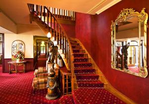 Mountain Heritage Hotel - Room Types and Features