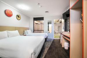 Nightcap at Jamison Hotel - Guest Policies and Restrictions