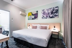 Nightcap at Wanneroo Tavern - Room Amenities and Features