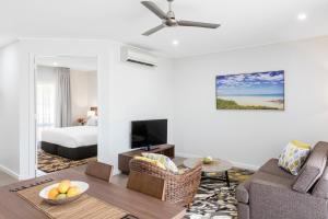 Oaks Cable Beach Resort - Policies and Check-in/Check-out