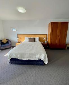 Ocean Beach Hotel - Child Policies