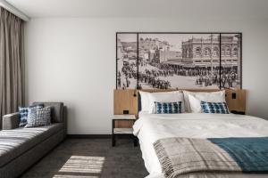 One North Terrace - Booking Information and Policies