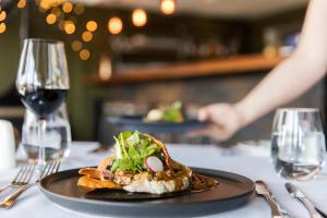 Orana Motel - Dining and Culinary Experiences