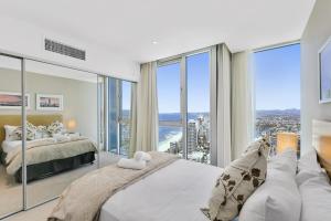 Orchid Residences – HR Surfers Paradise Review - Dining Options in the Vicinity