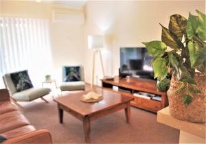 Outrigger Bay - Guest Feedback
