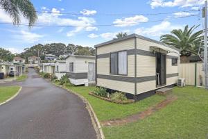 Paradise Palms Caravan Park - Nearby Attractions