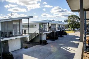 Peace Resorts - Jervis Bay Holiday Cabins in Sussex Inlet - Nearby Activities
