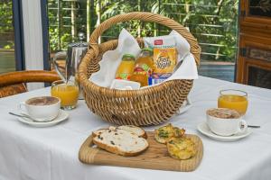 Pethers Rainforest Retreat Review - Exceptional Dining Options