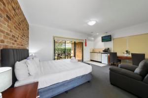 Potters Apartments - Dining and Culinary Offerings