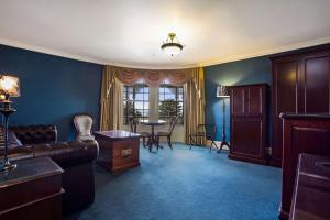 Quality Hotel Bentinck - Location and Accessibility